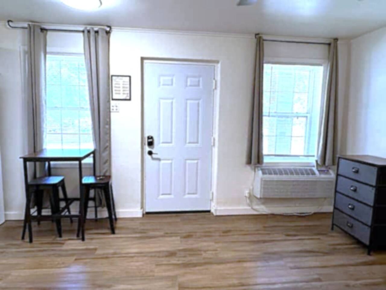 5-Min to UAMS | Studio Apt Ideal Extended Stay