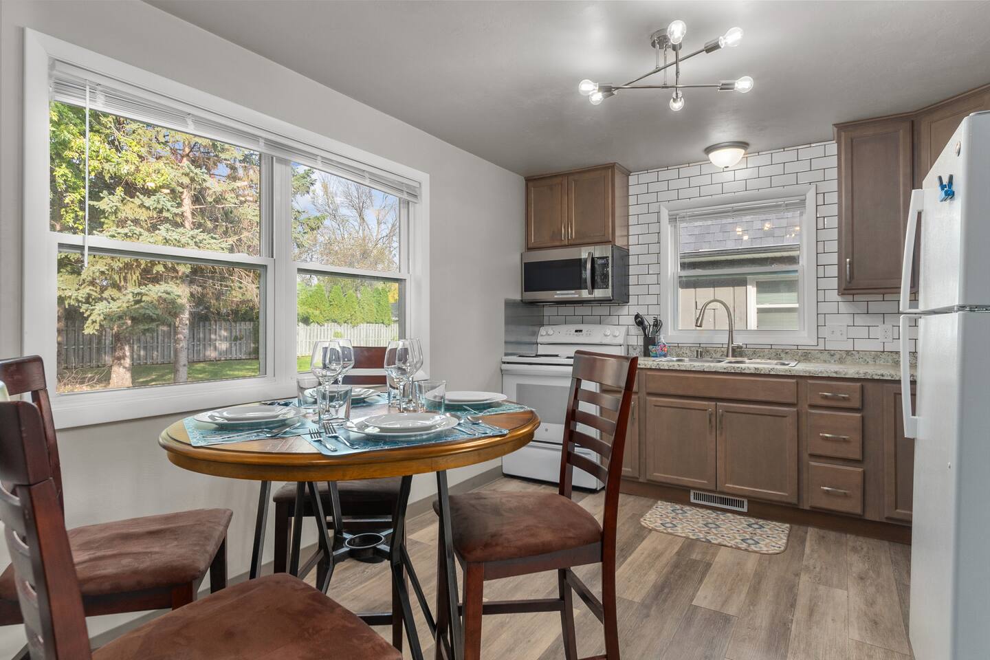 Furnished 2BR w/ Garage | Appleton WI