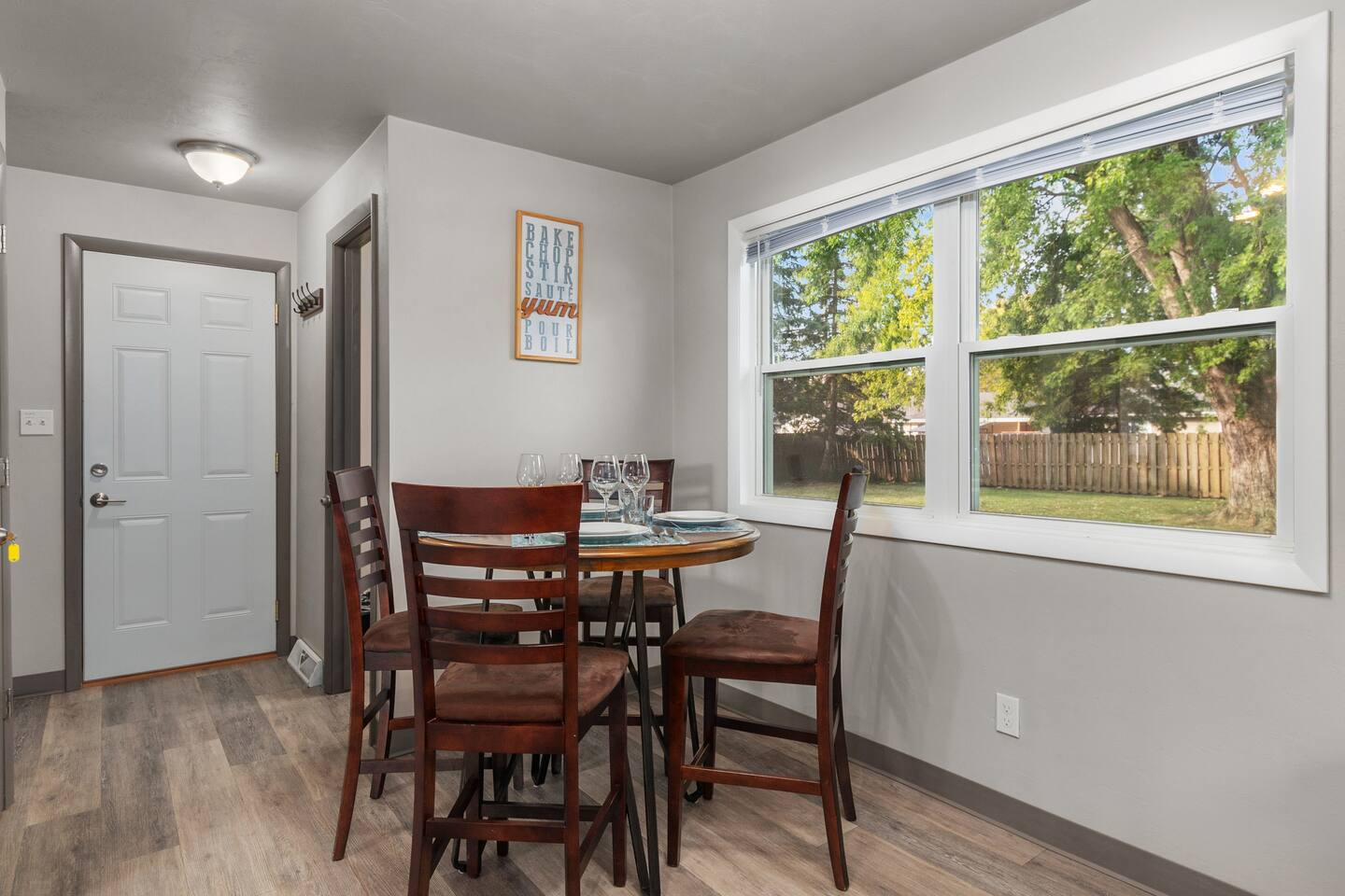 Furnished 2BR w/ Garage | Appleton WI