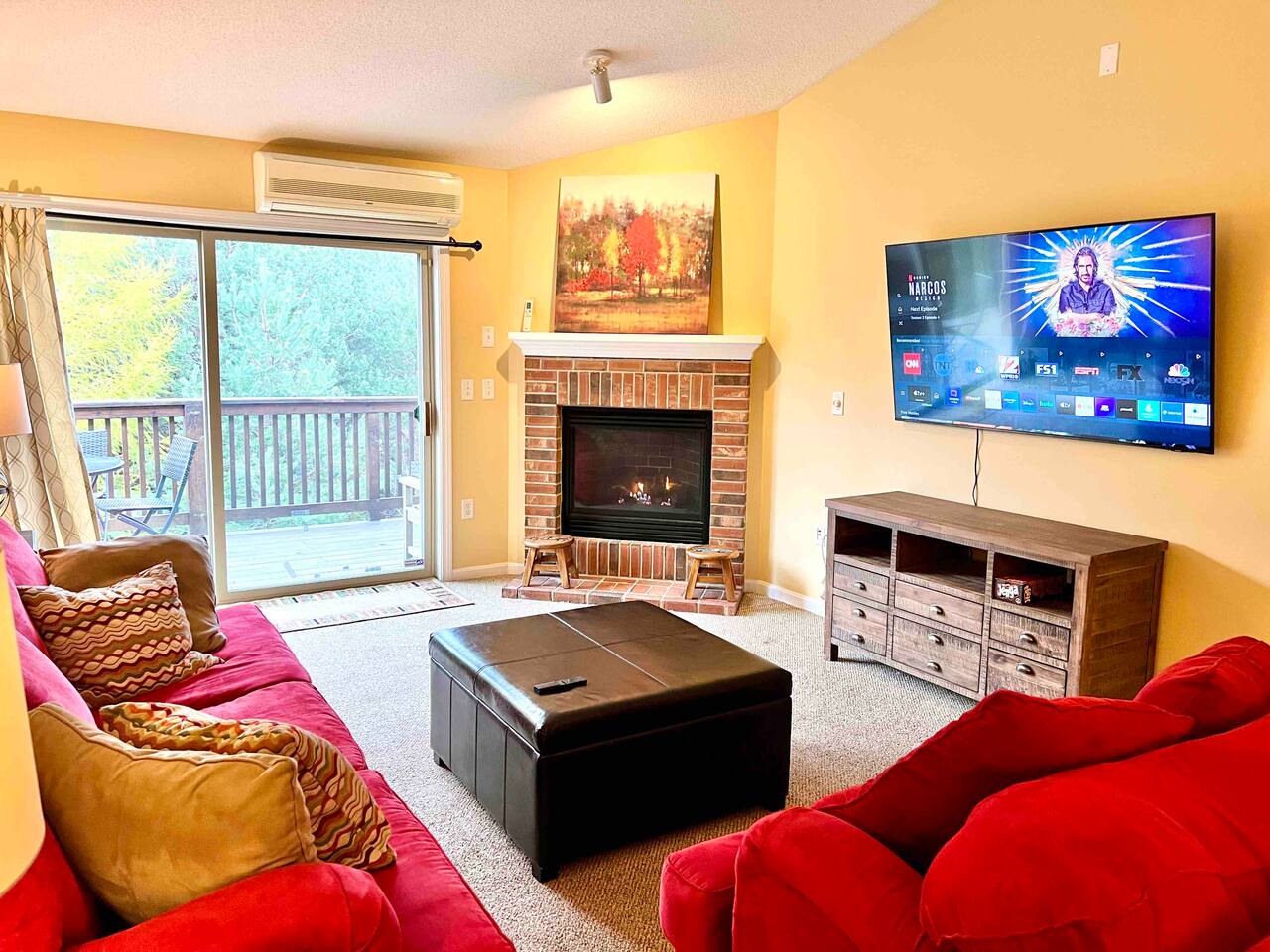 Bretton Woods Condo, Views, Pool Passes 1 Gig wifi — Bretton Woods — vacation rental