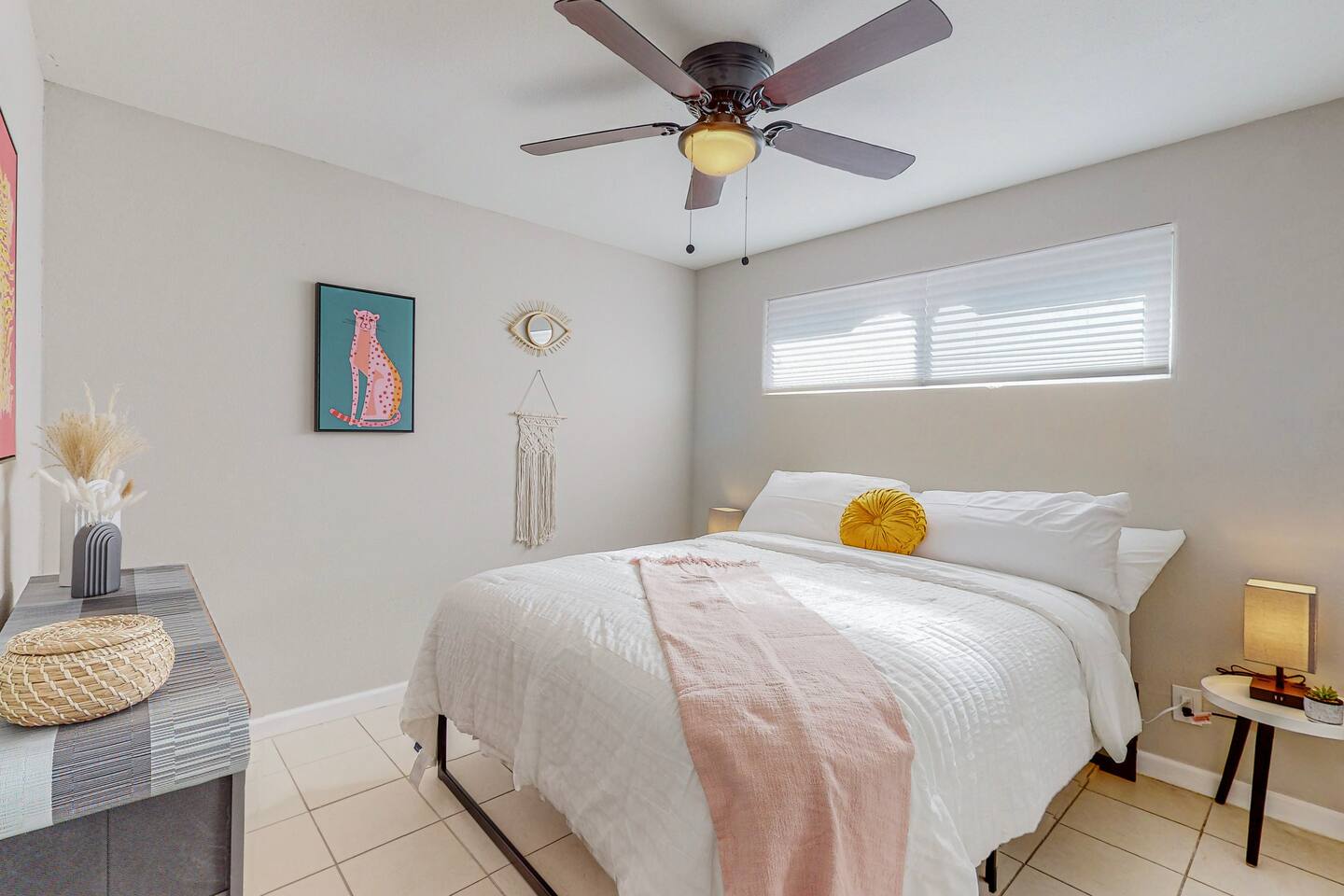 ⟫ Dog Run & Courtyard 2 Bedroom Apt w/King Bed W&D