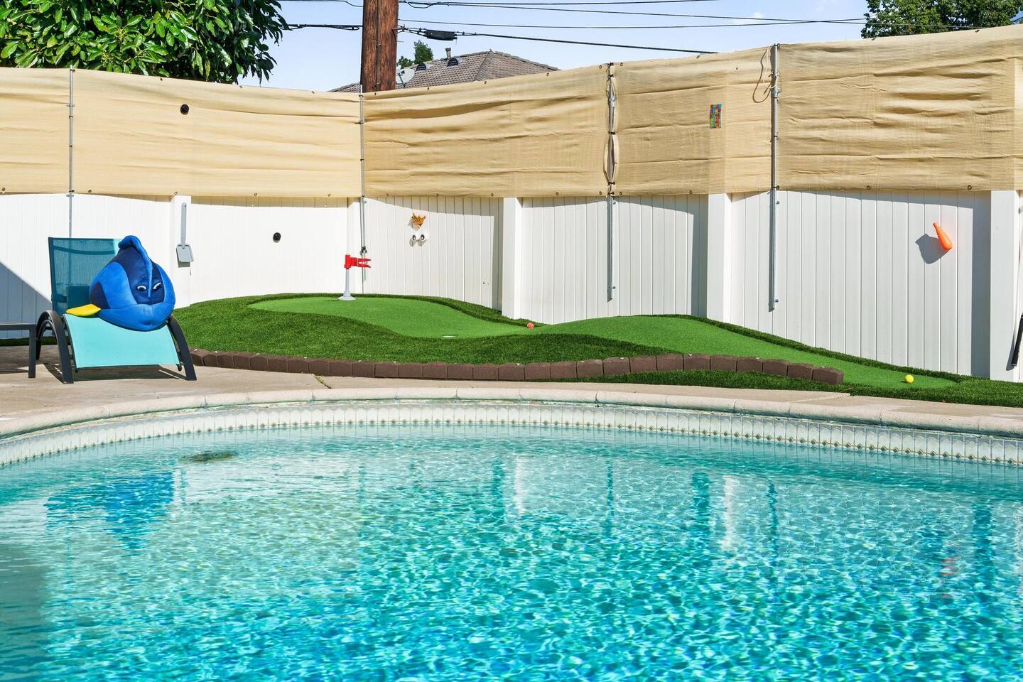 LEGO Dream: Heated Pool, Theater, Arcade, & more!