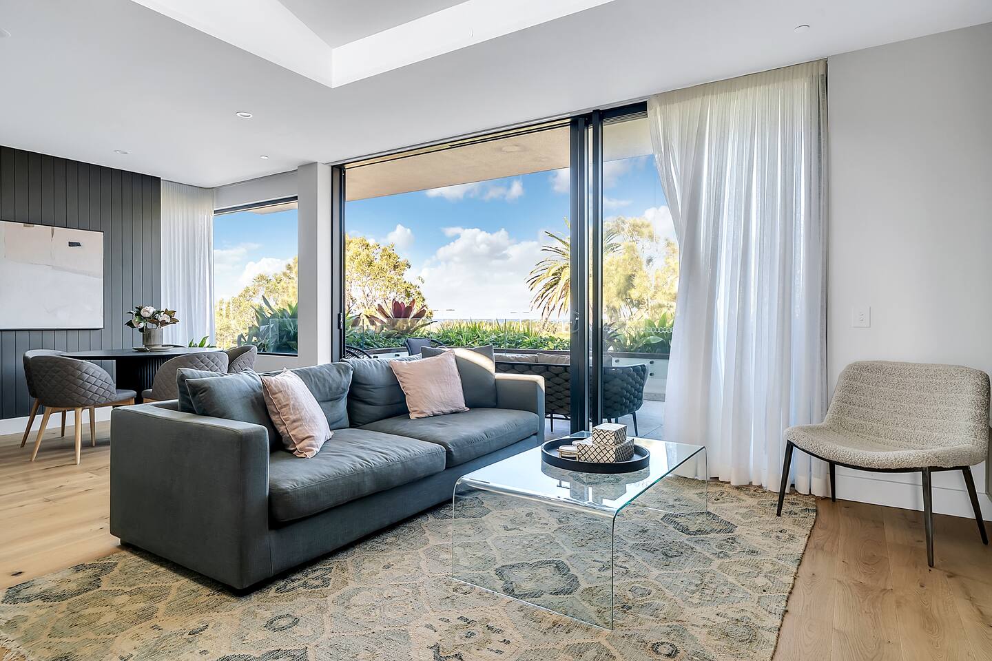 Penthouse with Ocean & Long Reef Golf Course Views