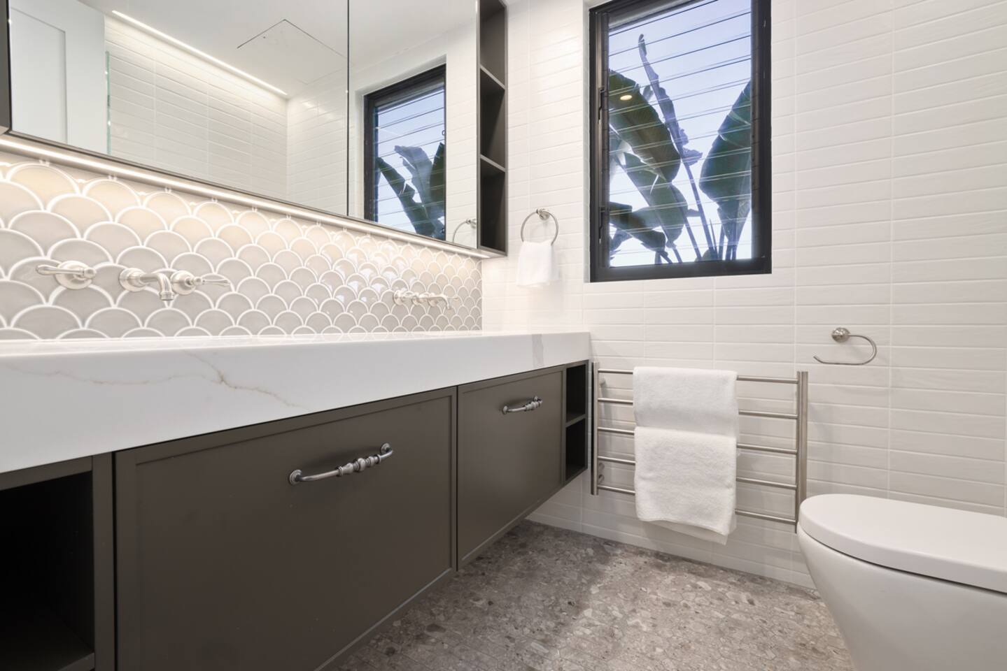 Penthouse with Ocean & Long Reef Golf Course Views