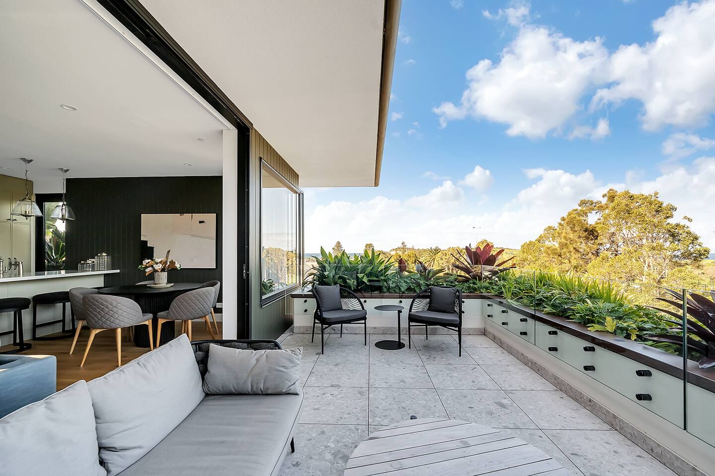 Penthouse with Ocean & Long Reef Golf Course Views
