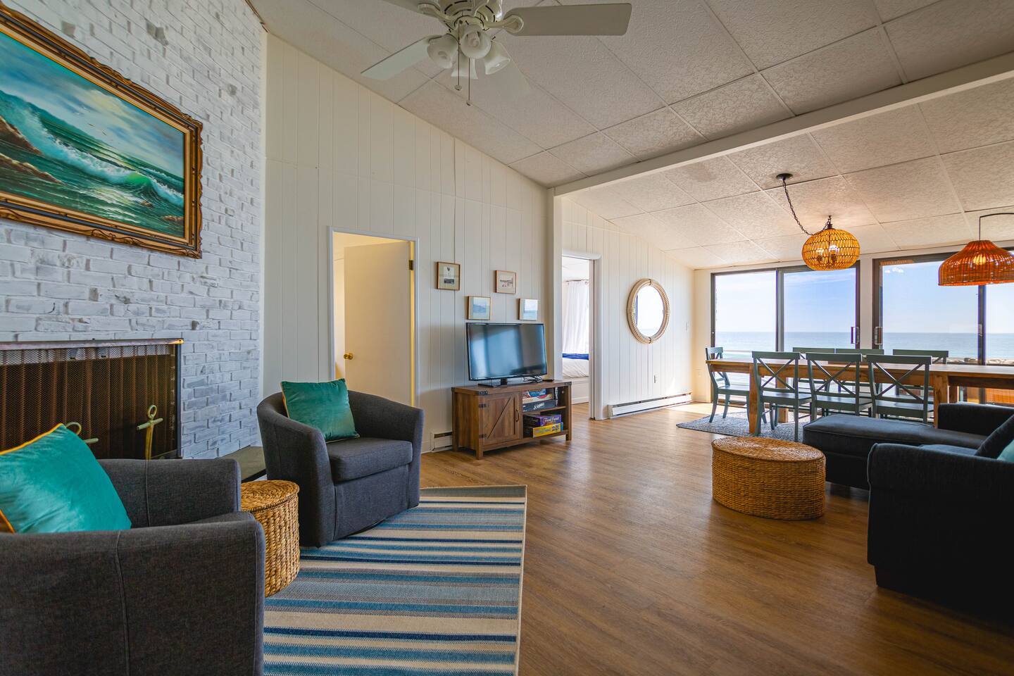 4BR Oceanfront Rockport Vacation on Long Beach!