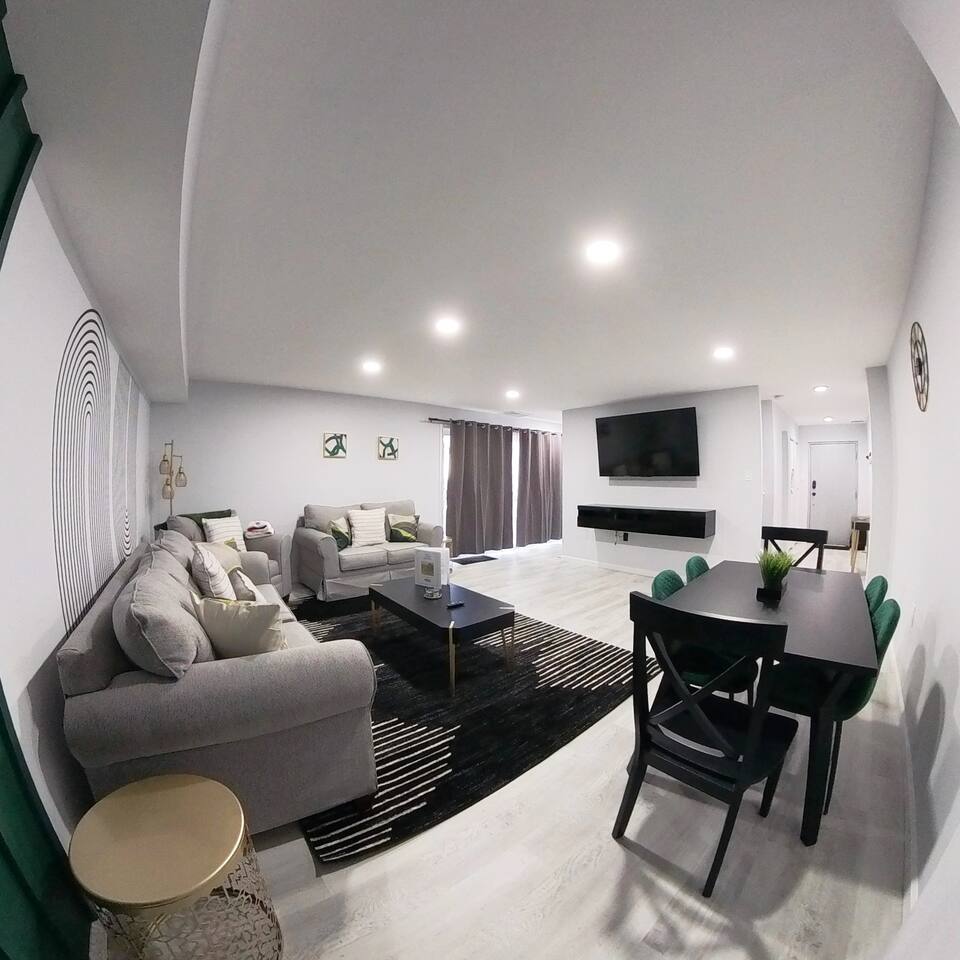 Posh Paradise -Modern Close to Casino & Water Park