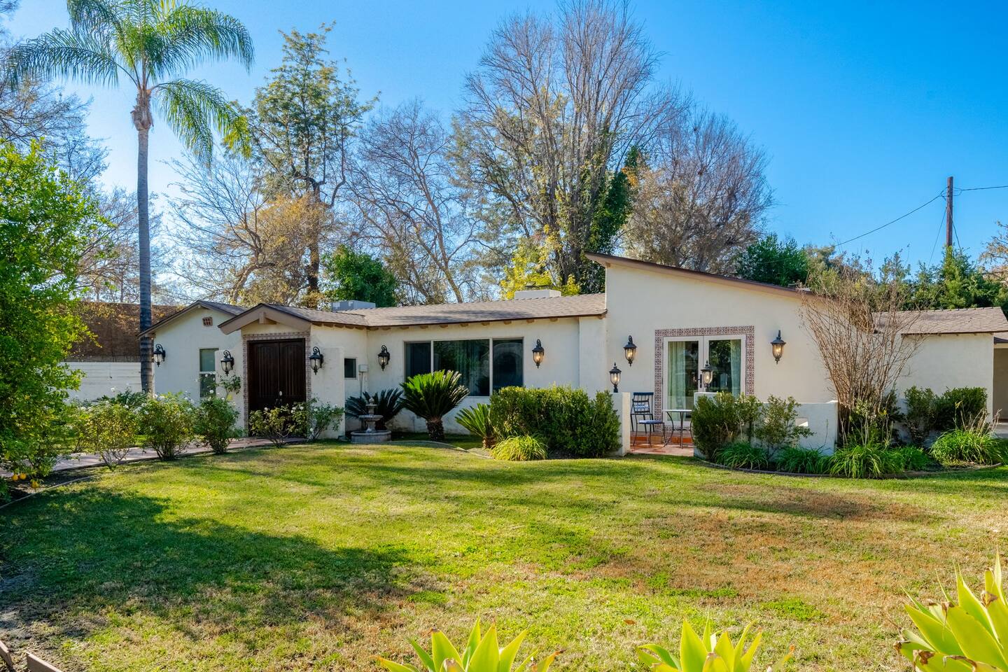 5 mins from Universal with Heated Pool, Spa, Golf & Pong