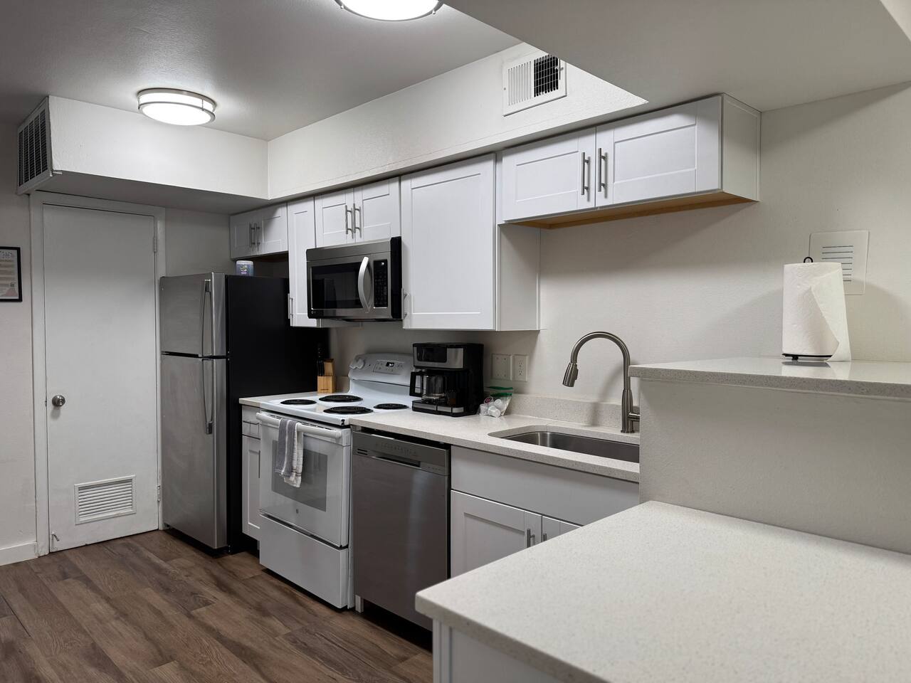 Furnished & Cozy 2BR Near UAMS