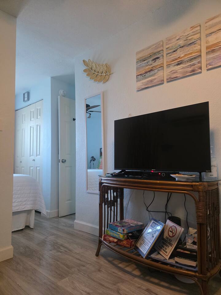 Studio|Coastal ~ 3min->beach, ez check-in — Cape Canaveral — vacation rental