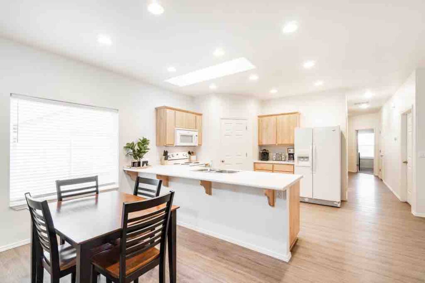 Spacious Cheerful Townhouse (No Pets Allowed) — Twin Falls — vacation rental