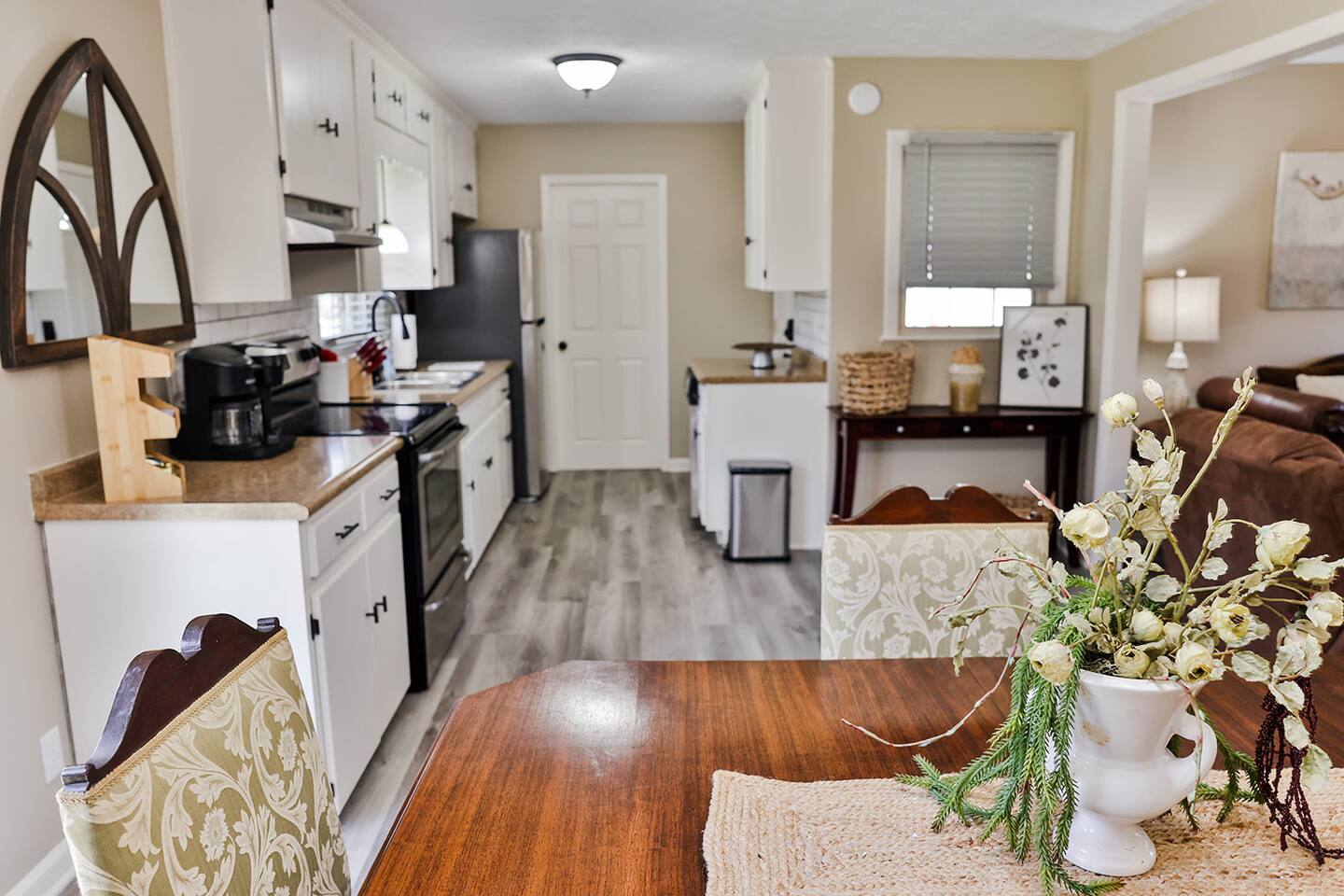 The McClellan Home w/King Suite
