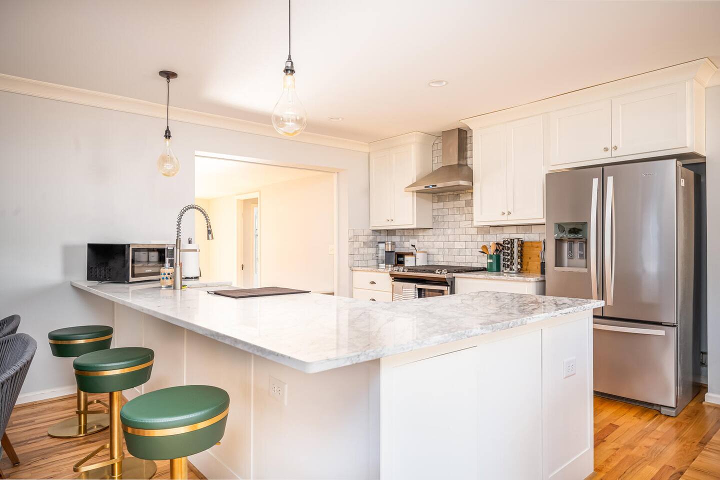 Vibrant Family Retreat~Sleeps 8~Decatur Stay