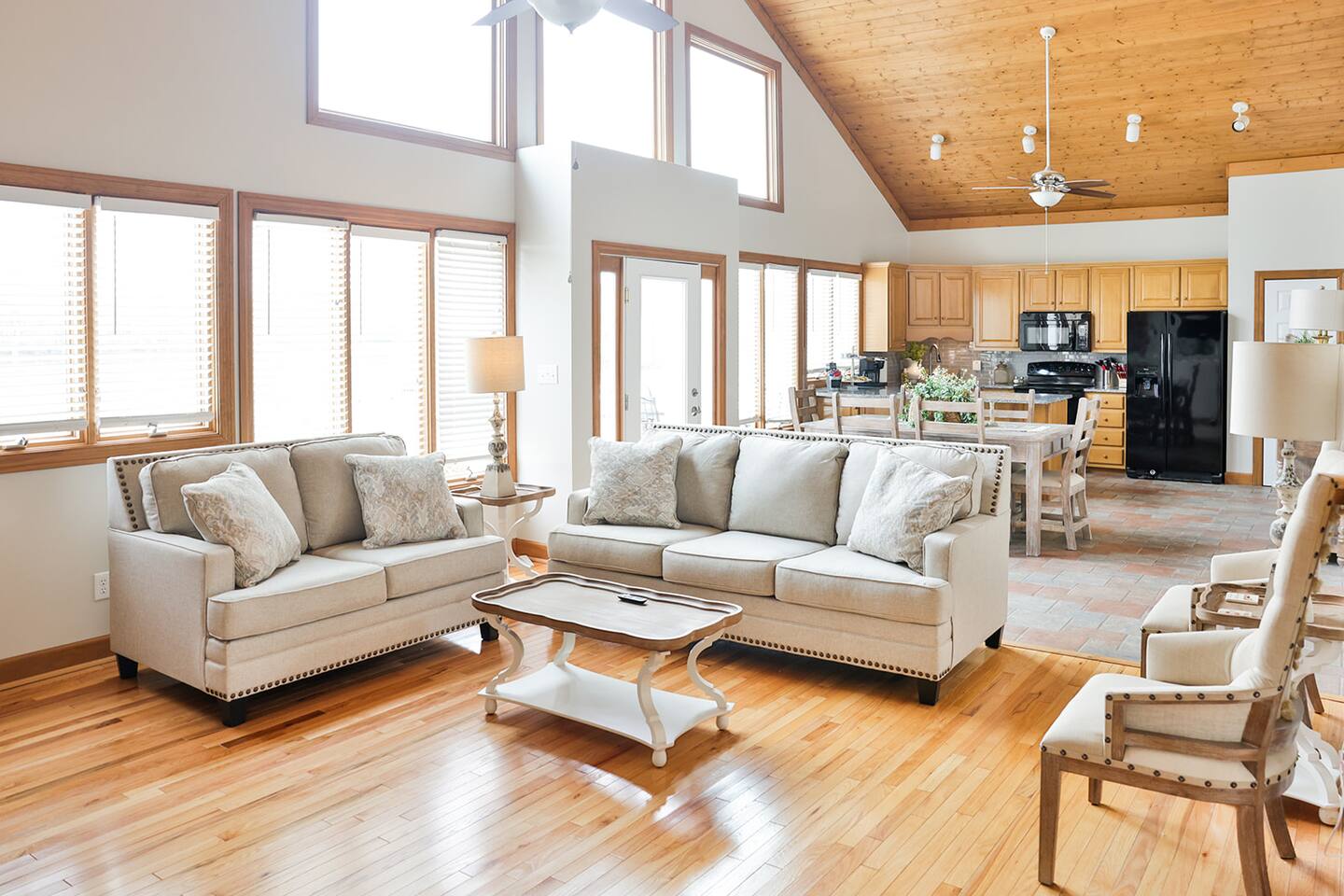 Stunning 5BR Logan Martin Lake House w/Gameroom