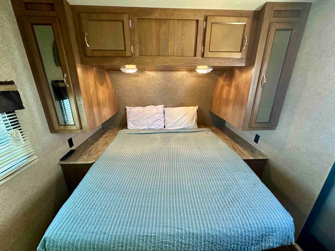 Riverfront Camper - Tent