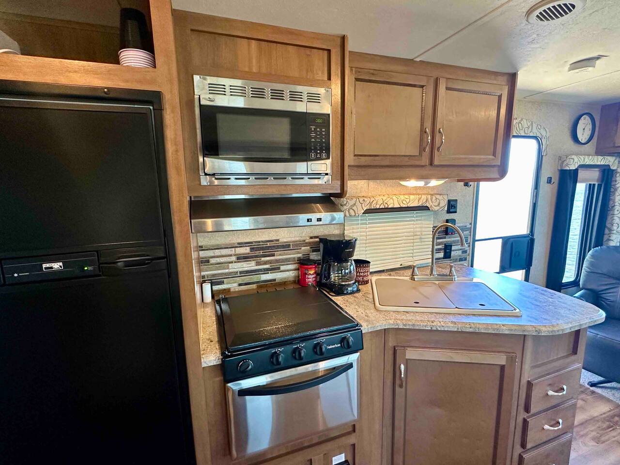 Riverfront Camper - Tent