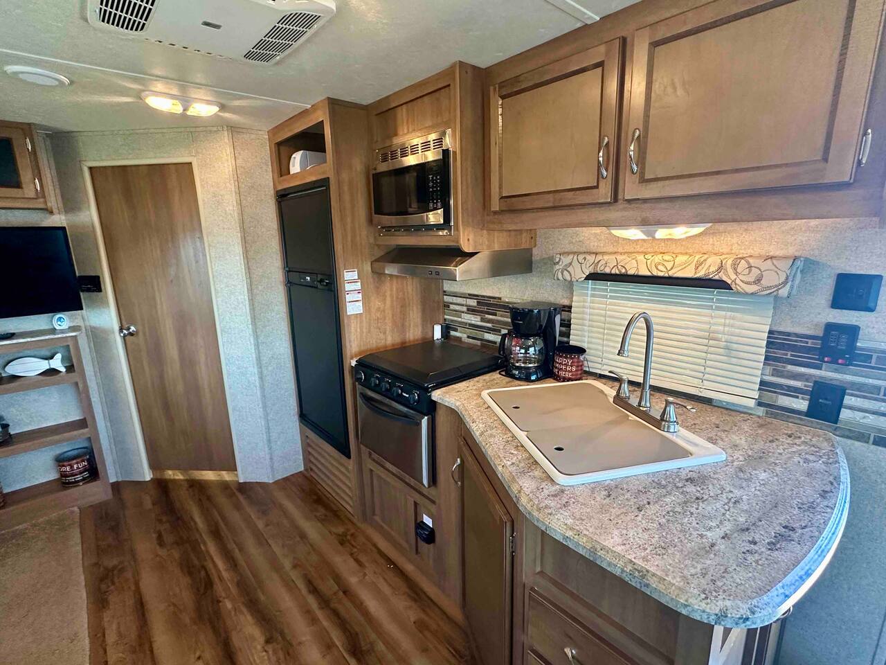 Riverfront Camper - Tent