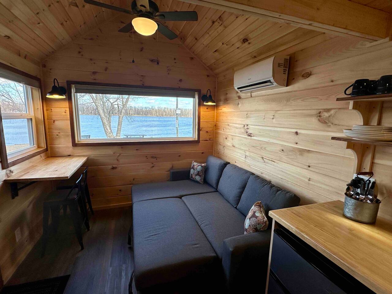 Riverbottom - Tiny Home 2