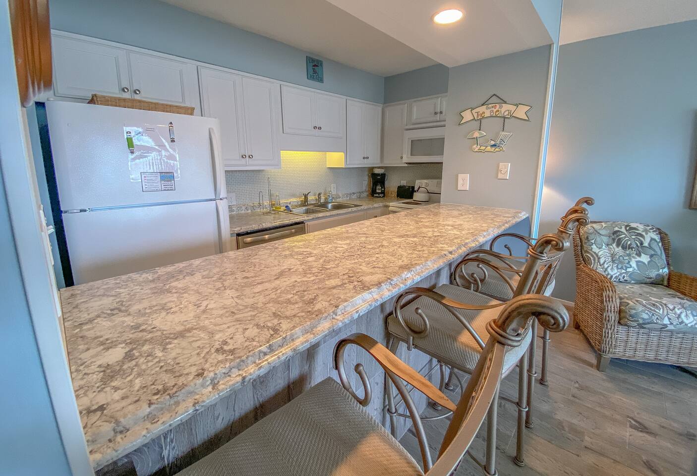 Sunswept 103-Beachfront Condo with amazing views