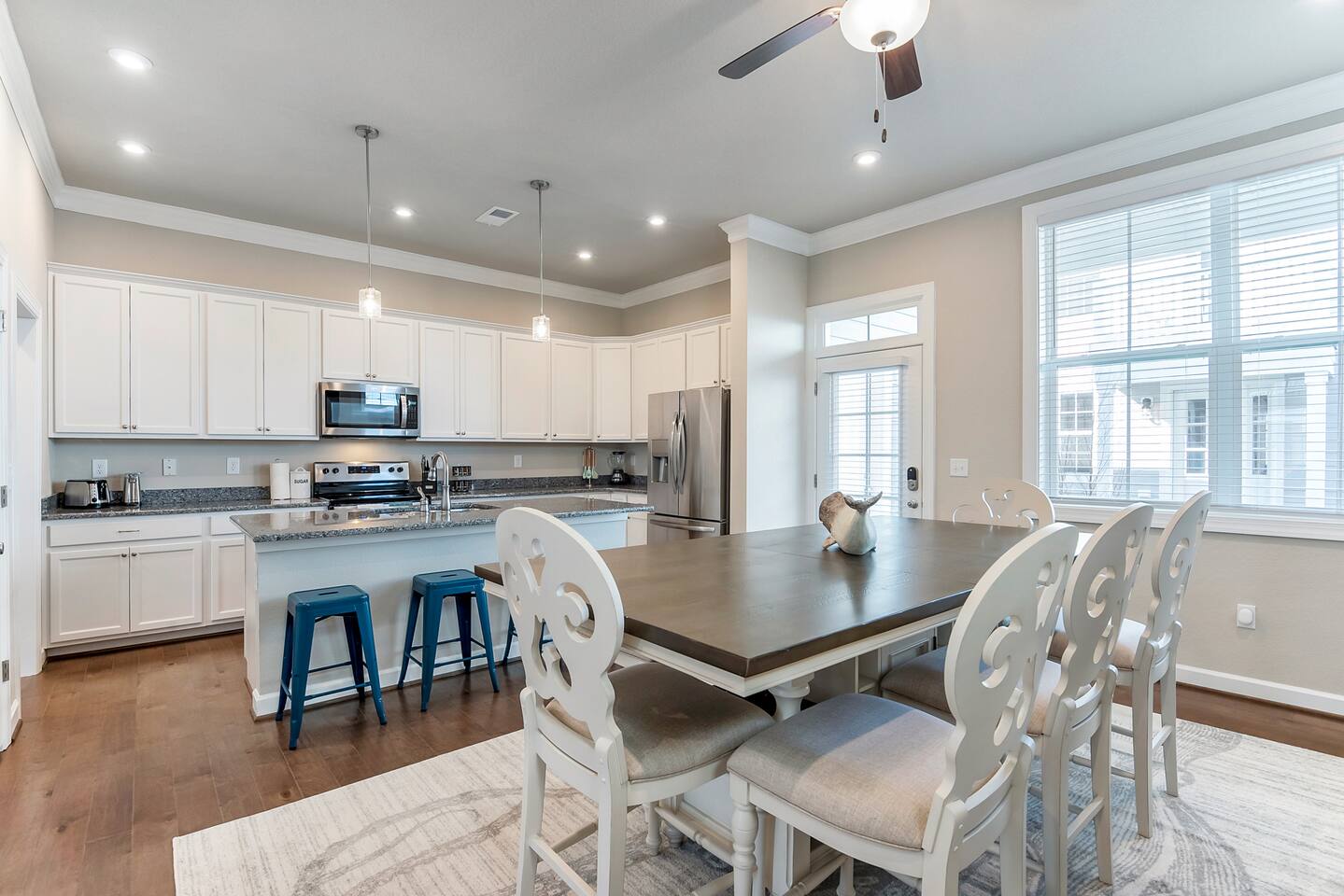 4BR Luxury VIBE Beach House • 3.5BA — Virginia Beach — vacation rental