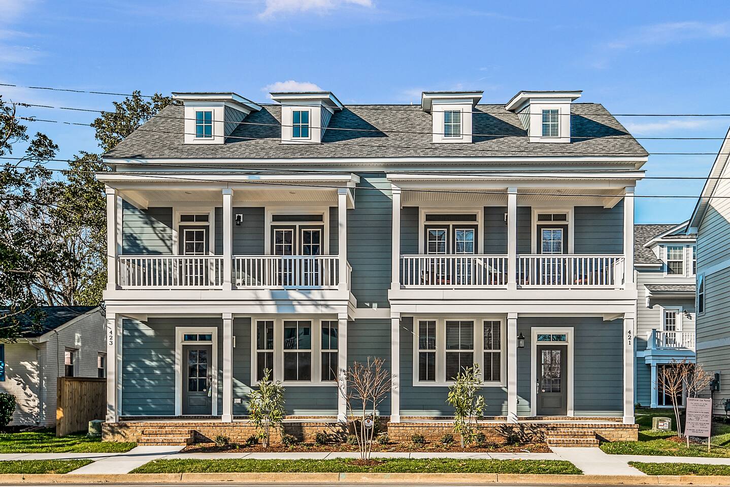 4BR Luxury VIBE Beach House • 3.5BA