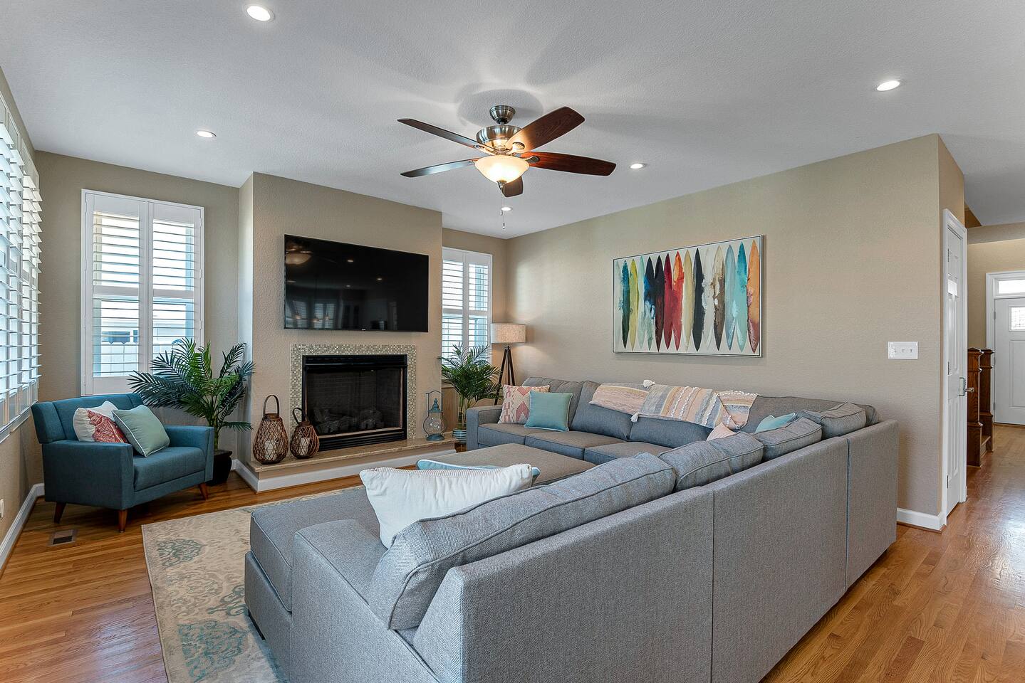 Large 5BR in the Vibe District• Ideal for Groups