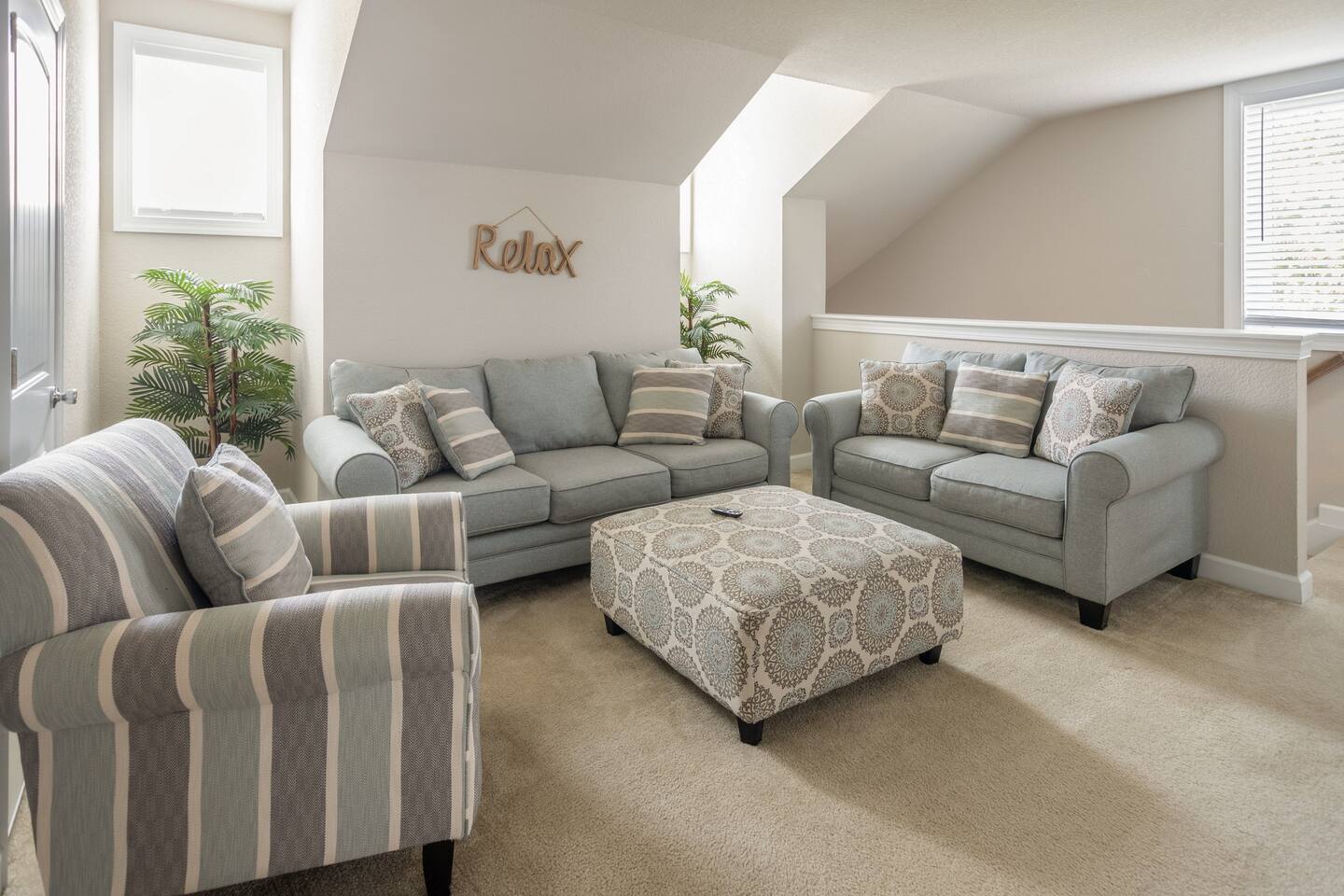 Family-Friendly 4BR Home •2 Living Rooms •Sleeps 8