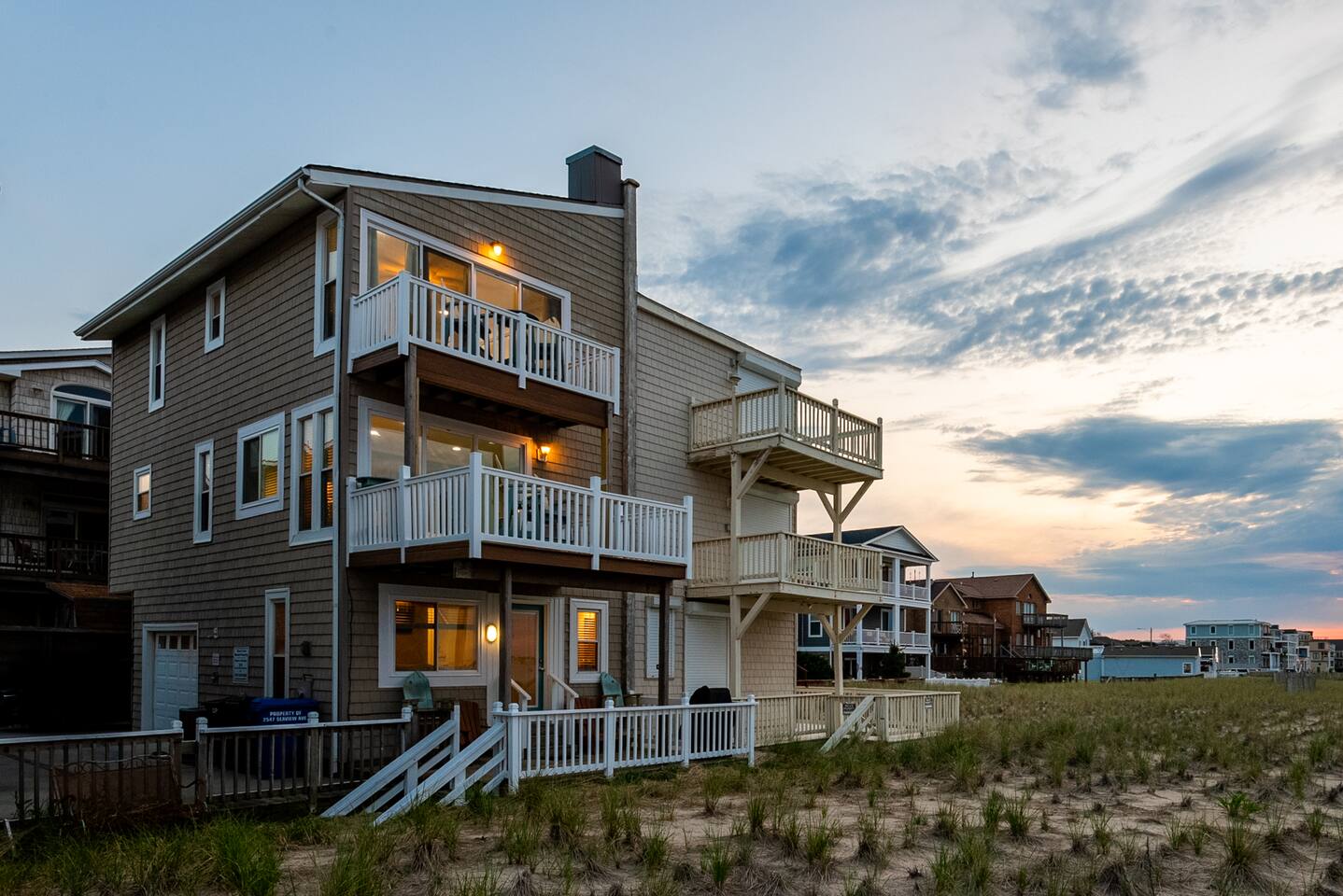Beachfront Chic’s Beach • Incredible Ocean Views