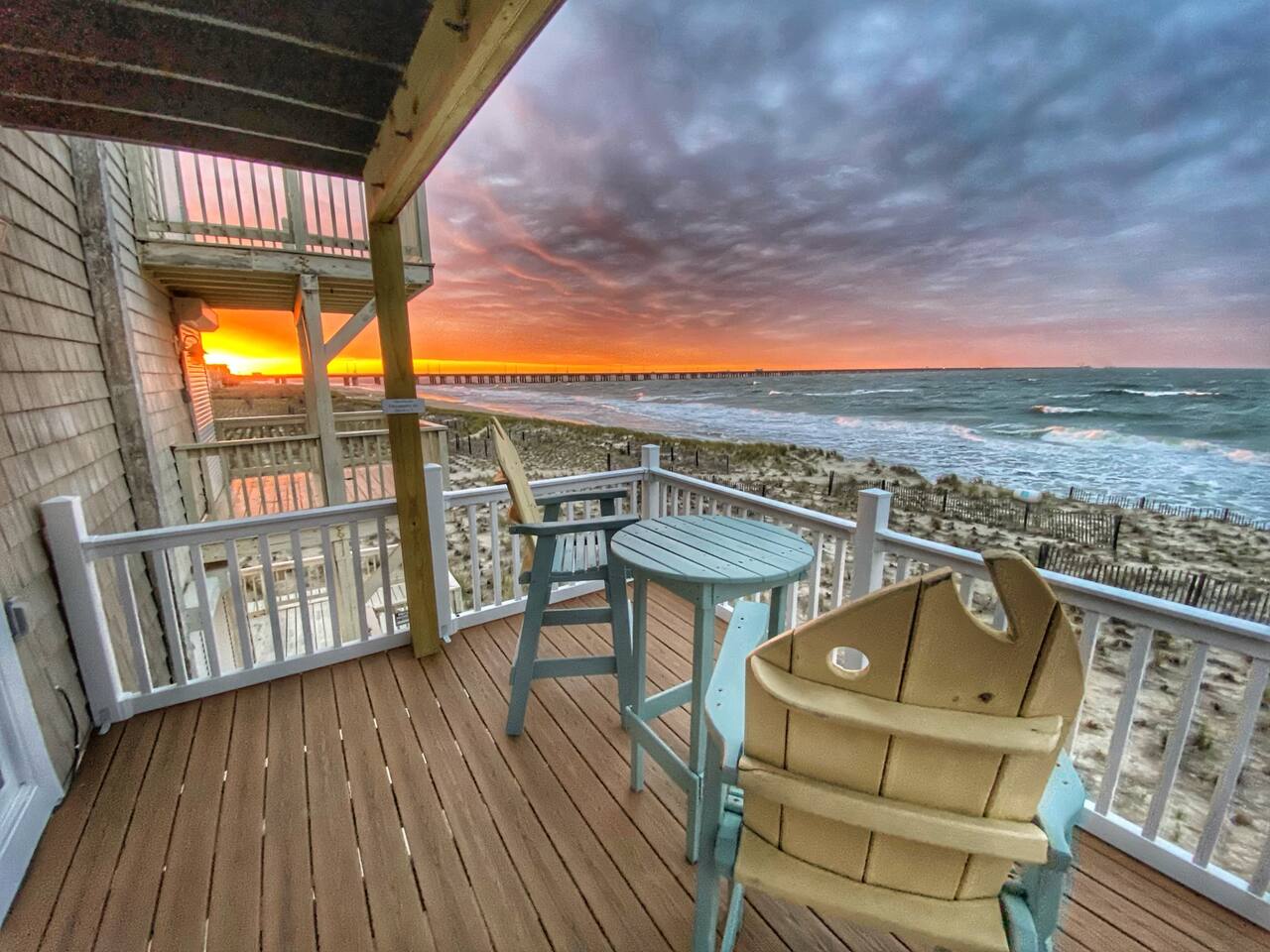 Beachfront Chic’s Beach • Incredible Ocean Views
