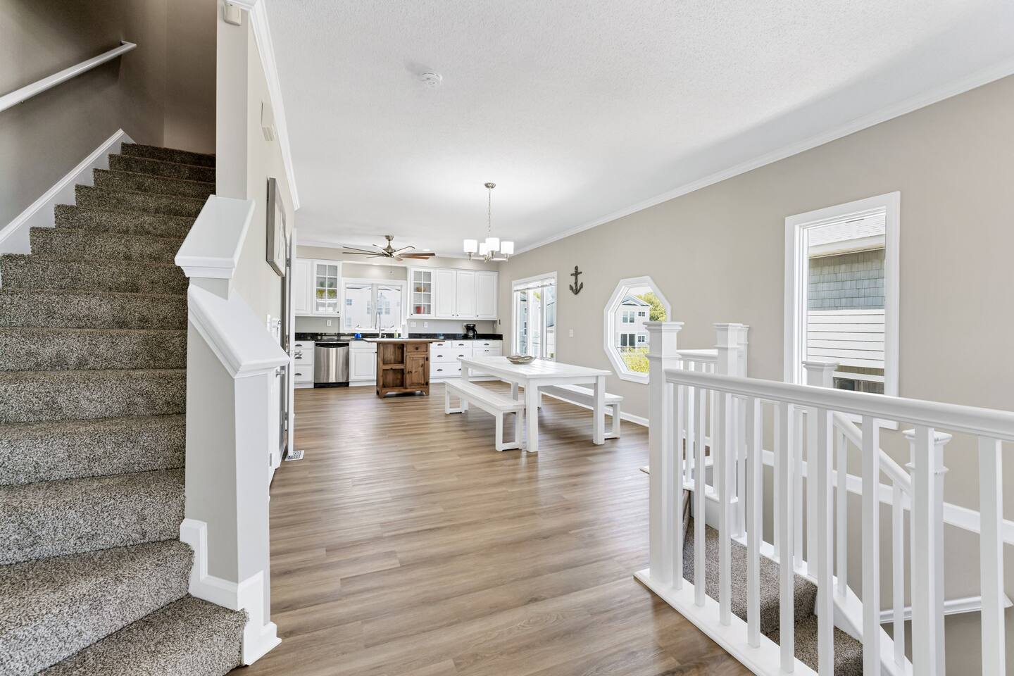 Chics Beach Oceanfront Gem • Garage