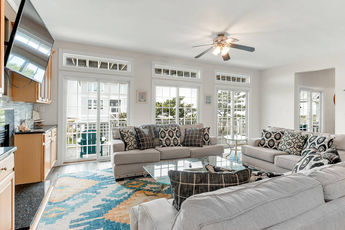 Perfect Beach Home w/ Ocean Views! Sleeps 10!