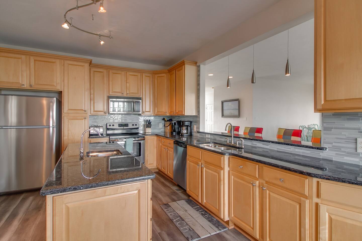 Perfect Beach Home w/ Ocean Views! Sleeps 10!