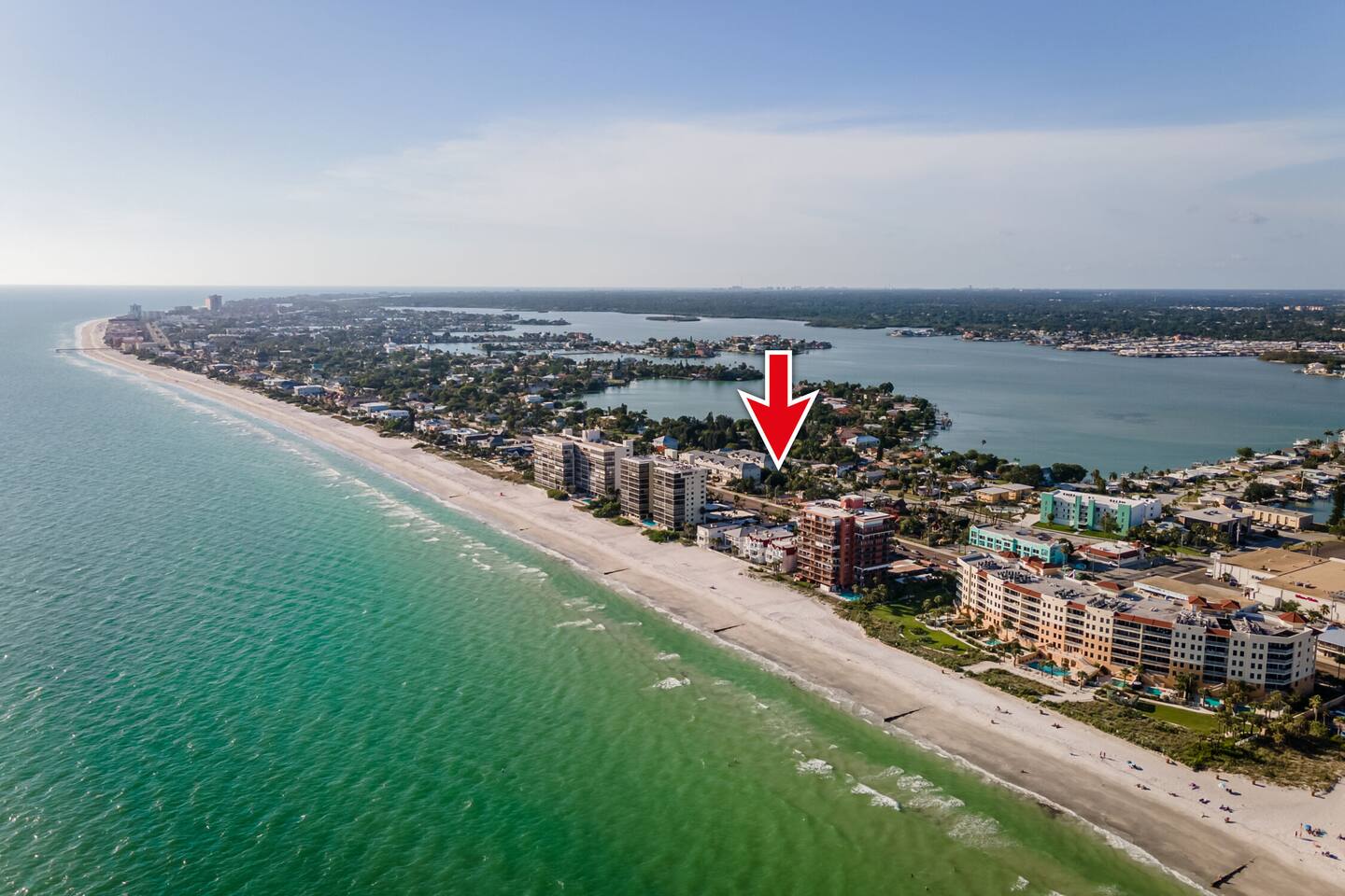 Easy Walk to Beach! 3 BR/2 BATH! Pets OK!