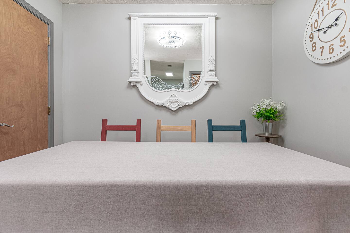 Cozy & Fun Hampton Condo, WIFI & W/D! Dogs welcome