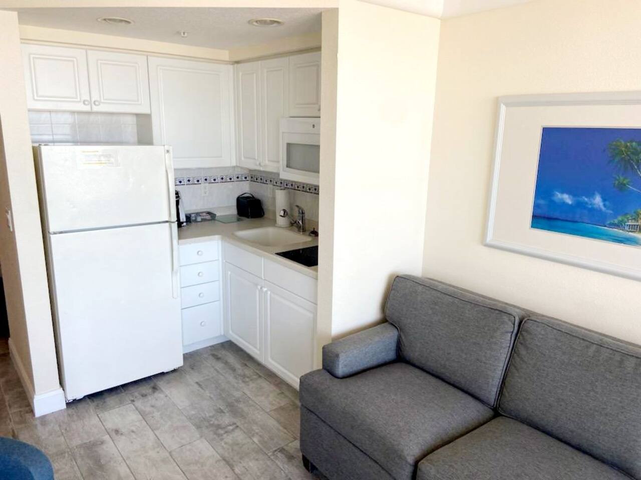 Daytona Beach Resort 1 bdrm family condo w/kitchen