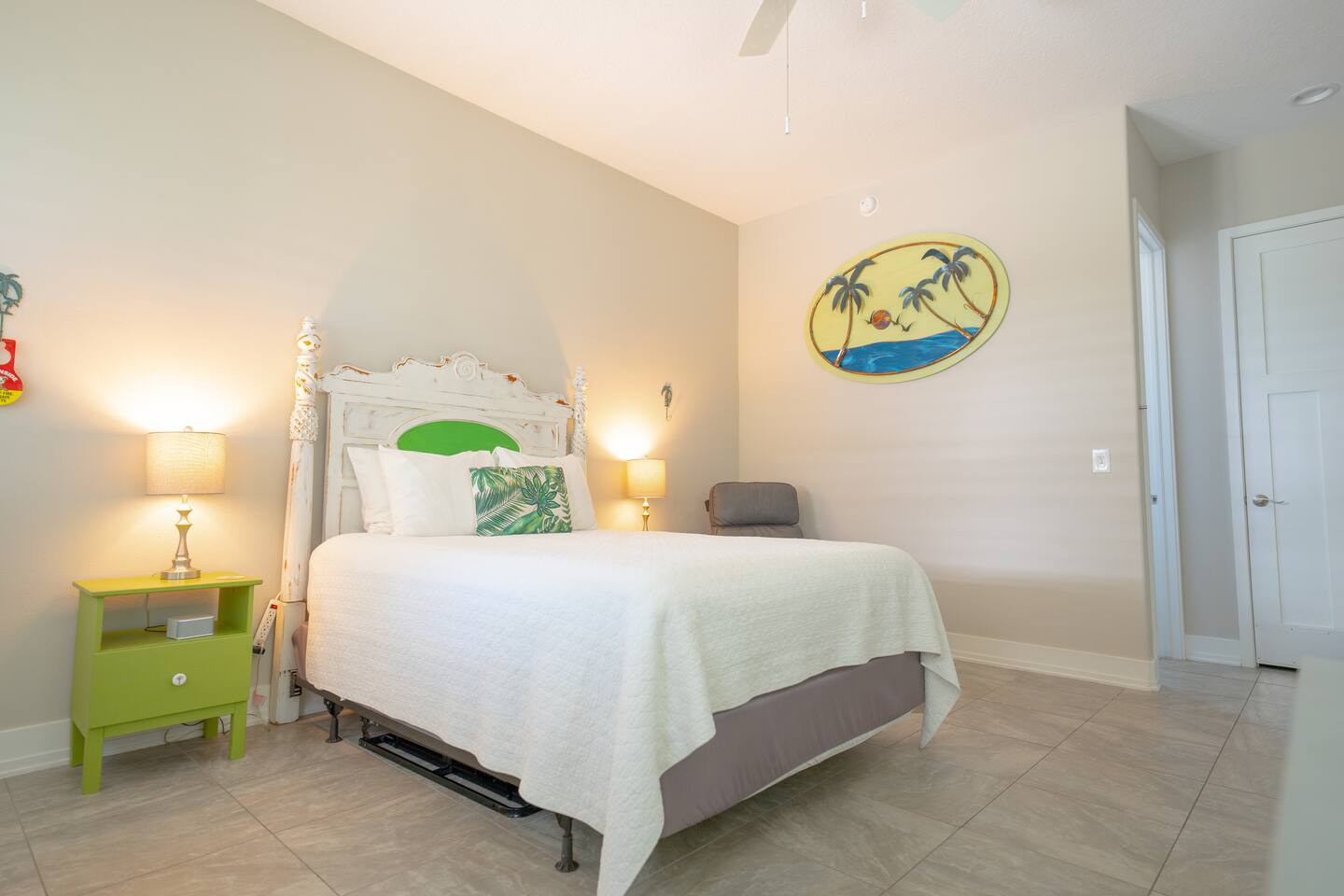 Cottage - Pool - Free Parking - Walkable