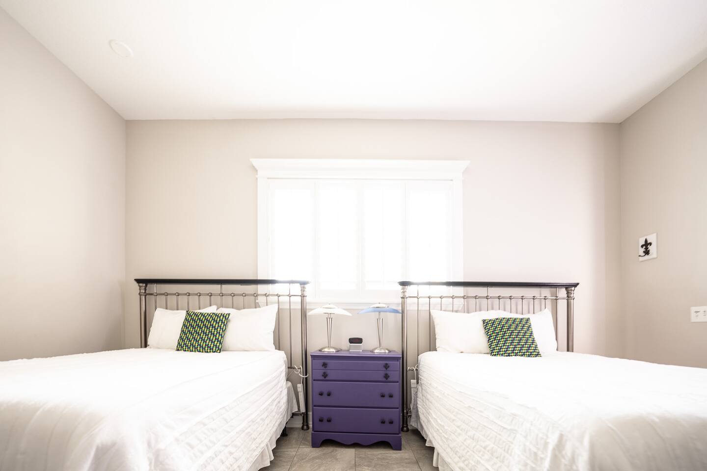 Somewhere Over The Rainbow in Dunedin — Dunedin — vacation rental