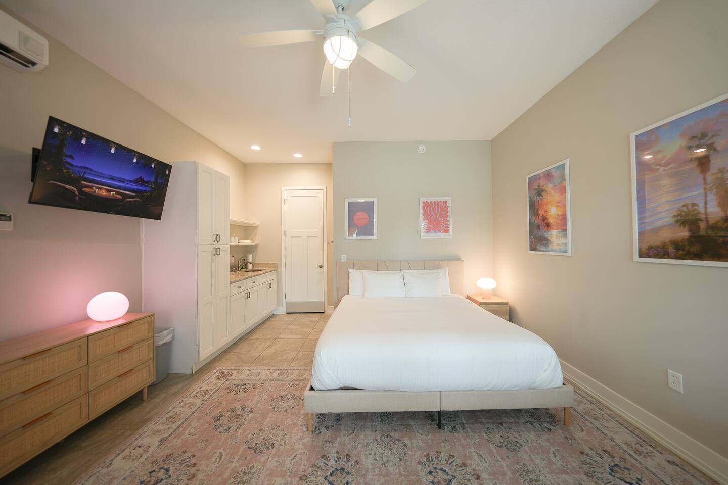 Newly Renovated Cottage! Ideal for 3 Guests