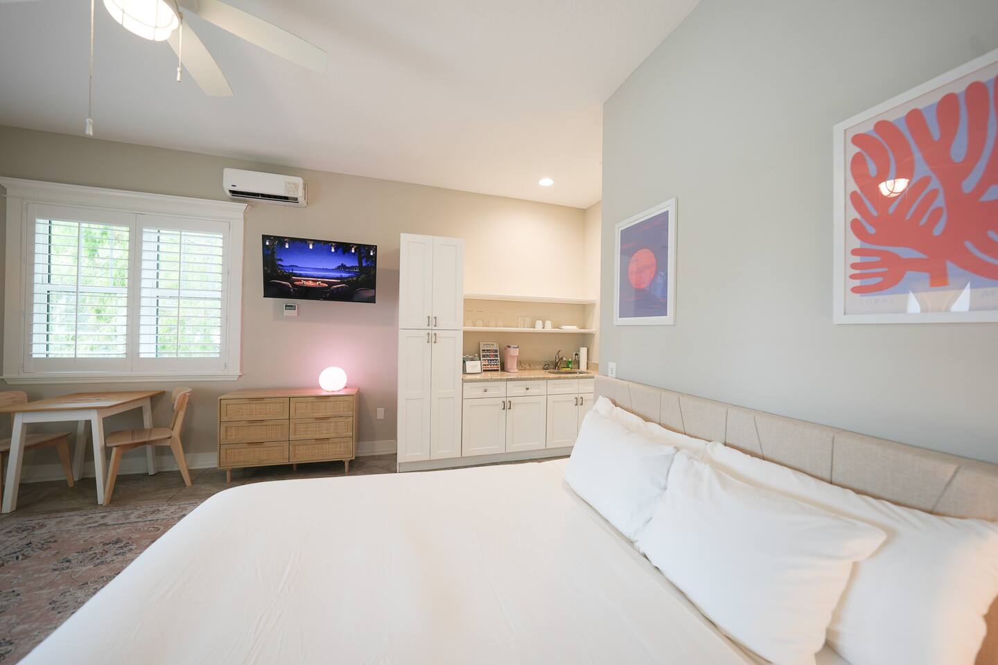 Newly Renovated Cottage! Ideal for 3 Guests