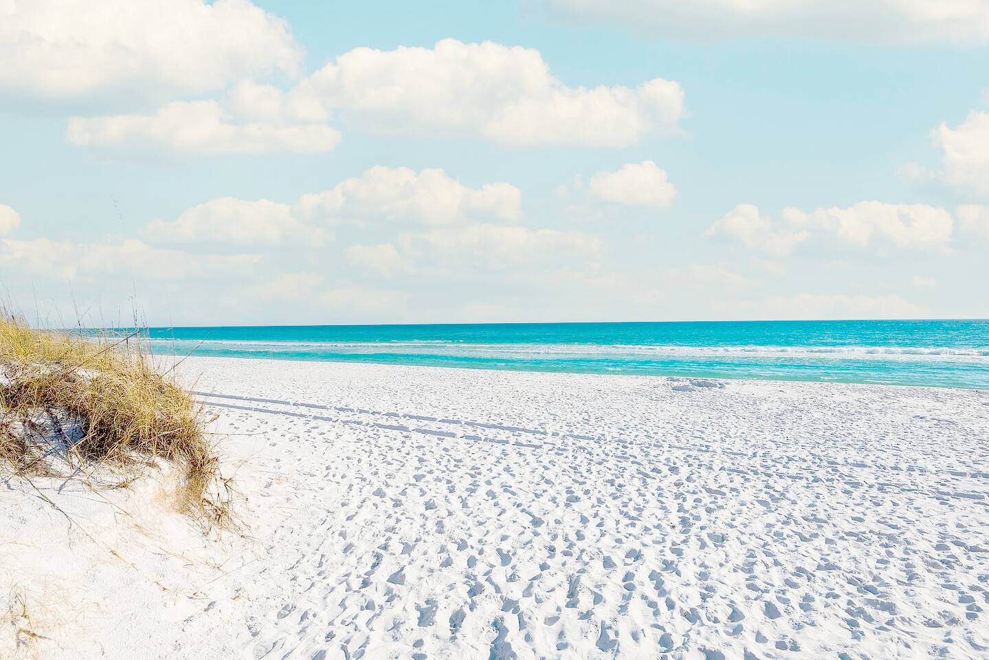 $1MM villa • Beachfront neighborhood • Free cruise