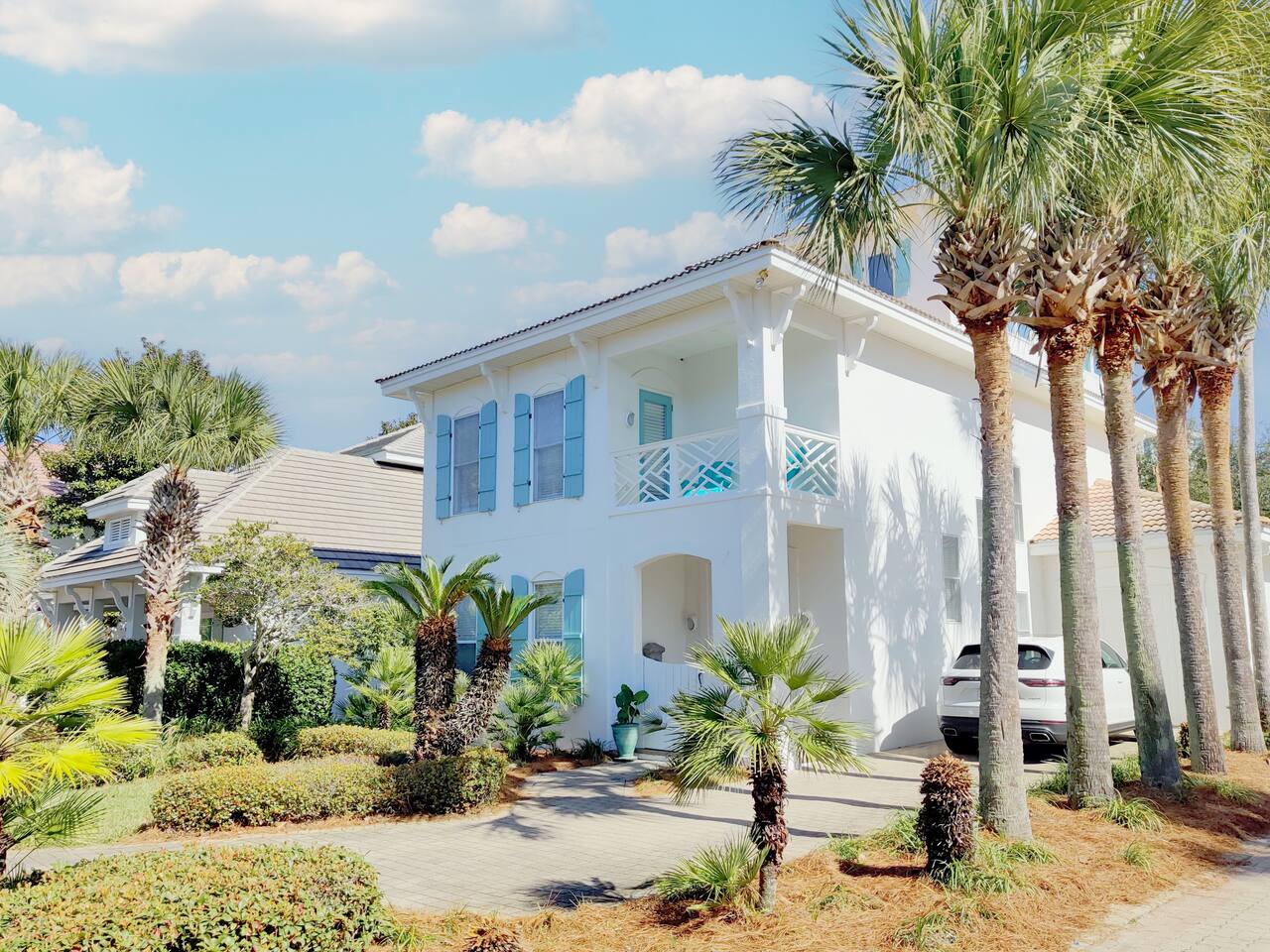 $1MM villa • Beachfront neighborhood • Free cruise — Destin — vacation rental