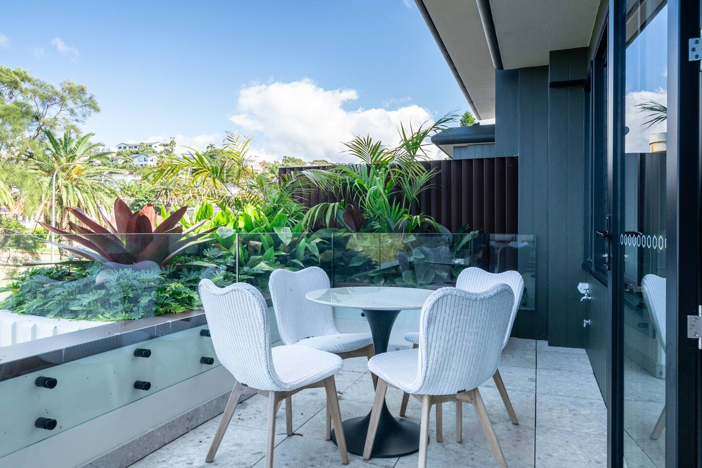 Luxurious penthouse-park, Golf Course, ocean views